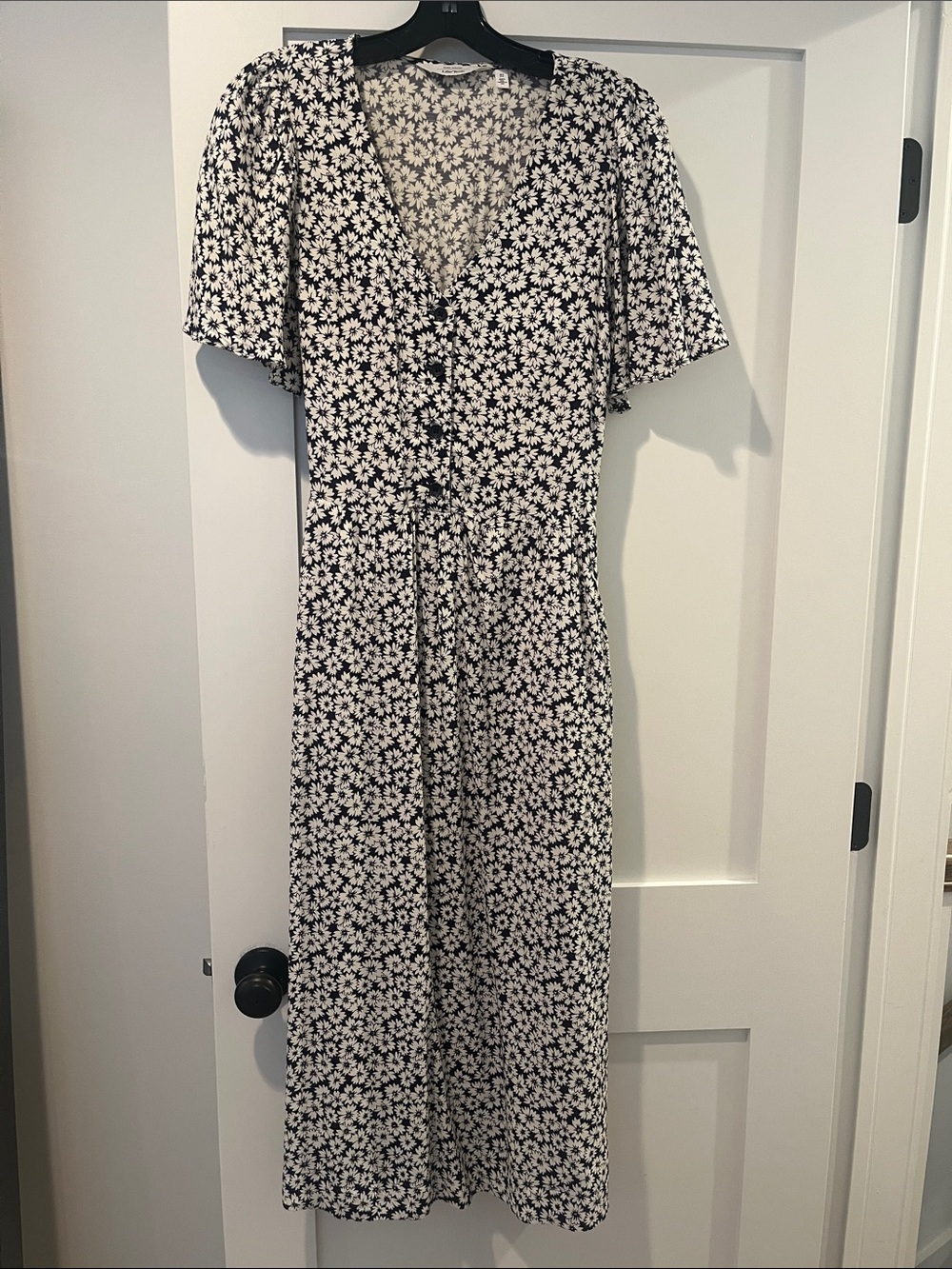 & Other Stories - Navy & White Floral Midi Dress - V-Neck, Short Sleeve